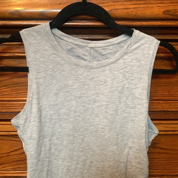 Lululemon Cinch It Tank in Heathered Vapor - Picture 3 of 7